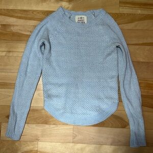 Women’s XS light blue sweater